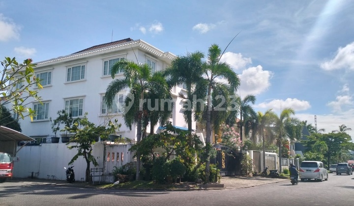 Dijual Rumah Mewah SHM di Pantai Indah Kapuk 2