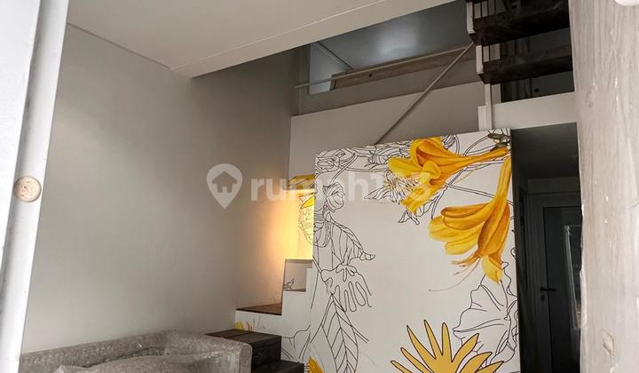 Rumah, 2 Lantai, Siap Huni, di Tabebuya