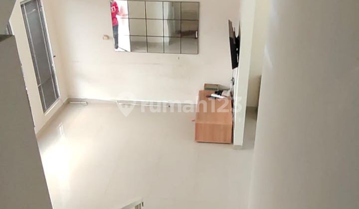Rumah, 2 Lantai, Siap Huni, di Villa Gardenia BSD Rumah, 2 Lantai, Siap Huni, di Villa Gardenia BSD