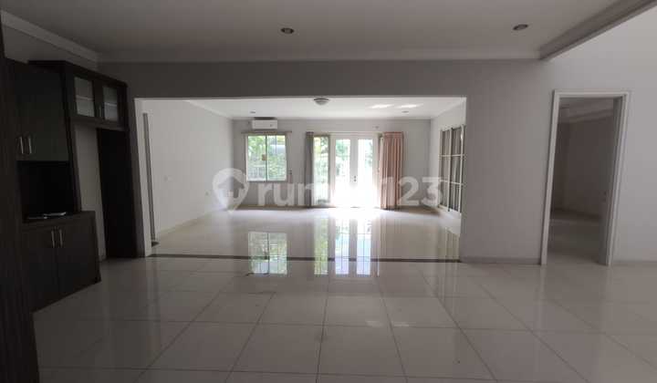 Ready to Occupancy, House, 2 Floors, Near Toll Access, in Onyx Cluster