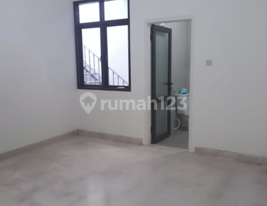 Siap Huni, Rumah, 1,5 Lantai, Dekat Akses Tol 2