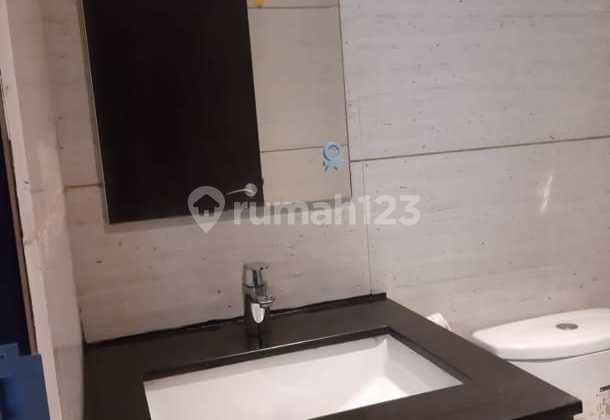 Dekat Akses Tol, Apartemen, Dekat Fasilitas Kesehatan, Full Furnished 2