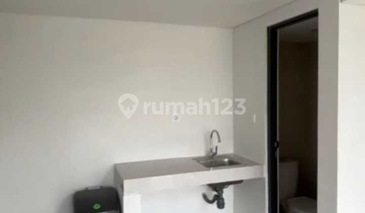 Ready to Occupy, House, 1.5 Floors, in Park Serpong 2