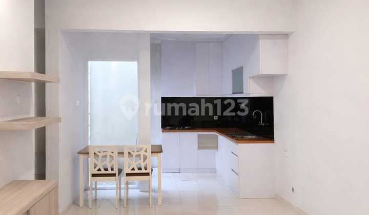 House, 2 Floors, Ready to Occupy, in Carillo