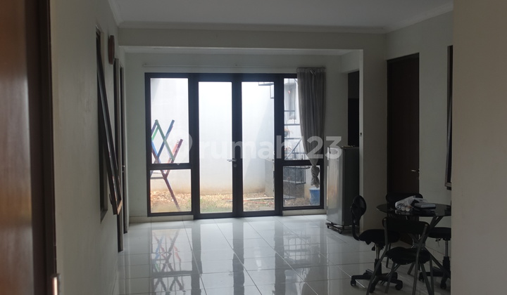 Rumah Kost, di The Icon Bsd 1