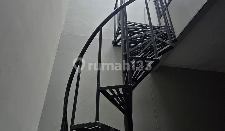 House, 2 Floors, Ready to Occupancy, in Melati Mas 2