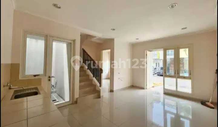 Ready to Occupy, House, 2 Floors, in Thomson Gading Serpong Ready to Occupy, House, 2 Floors, in Thomson Gading Serpong