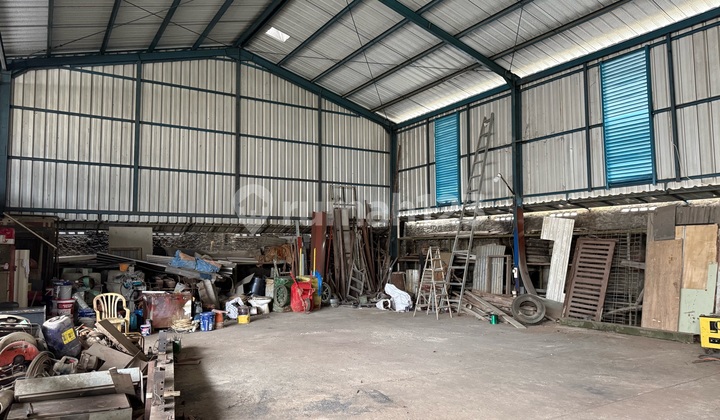 For Rent Warehouse and Office on Jl Sholeh Iskandar