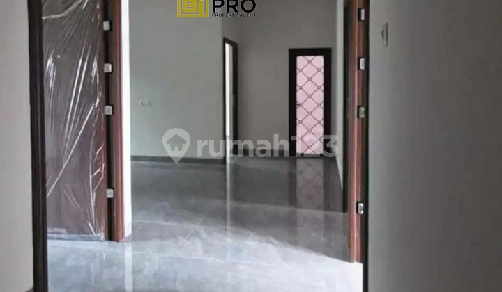 Dekat Akses Tol Rumah Dua Lantai Dijual di Kotawisata Cibubur 2