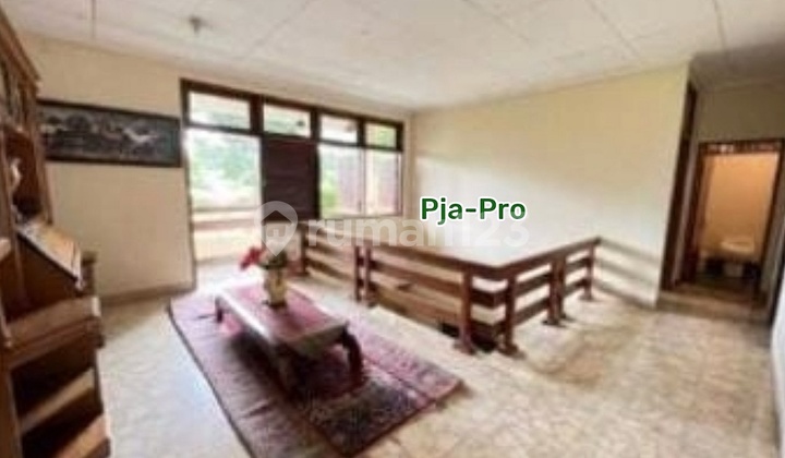 Near Toll Access For Sale Hook House in Lebak Bulus, South Jakarta 2