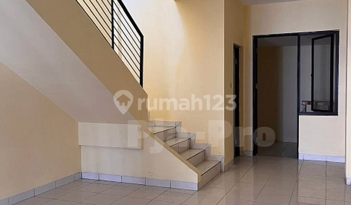 Ruko 2 Lantai Siap Huni di Jual di Legenda Wisata Dekat Pintu Tol Nagrak Kotawisata