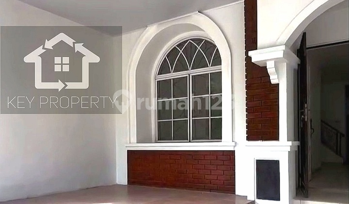 Dekat Akses Tol Rumah Dua Lantai di Jual Cepat di Kotawisata Cibubur