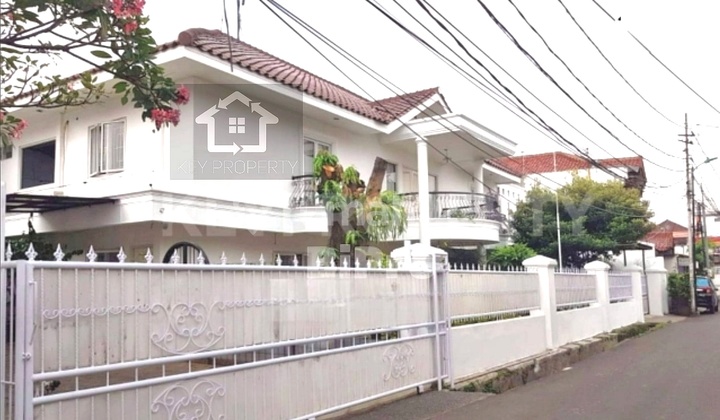 Dekat Akses Tol Rumah Dua Lantai Minimalis di Jual di Matraman Kayu Mani Jakarta Timur 2