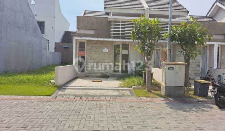 Di Jual Rumah,Di Perum Puri Safira Regency Cluster Shanaya Blok L4 No 06