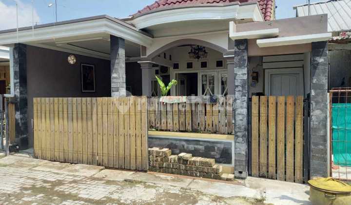 House For Sale, in Denanyar Housing Block D/16, Denanyar Village, Jombang 2
