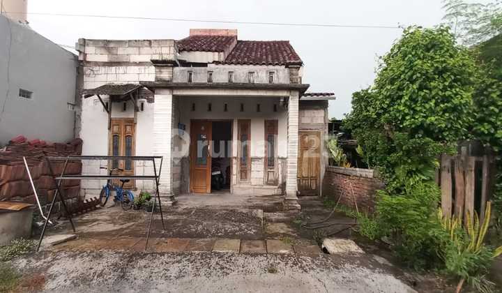 Di Jual Rumah,Dijalan Kh Hasim Asyari C Kelurahan Tiron Madiun 2