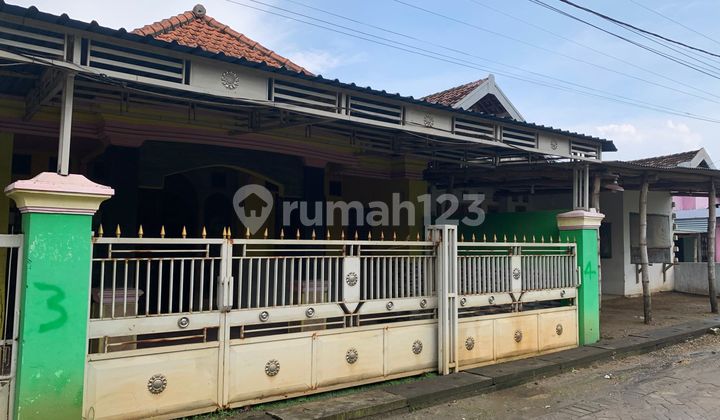 House for Sale, in Sembung Wringinanom Village, Gresik. 2