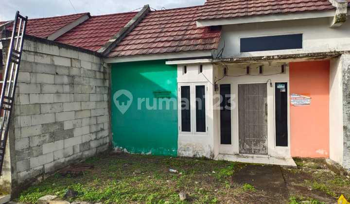 House For Sale, In Griya Caruban Asri I Housing Complex Block A-16, Bongsoputro Village, Saradan Subdistrict, Madiun Regency