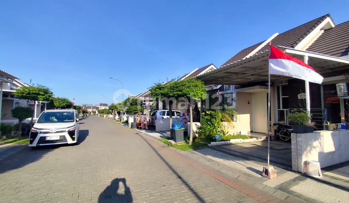 For Sale House, In Puri Safira Regency Housing Complex Block K9-24 Menganti Gresik 2