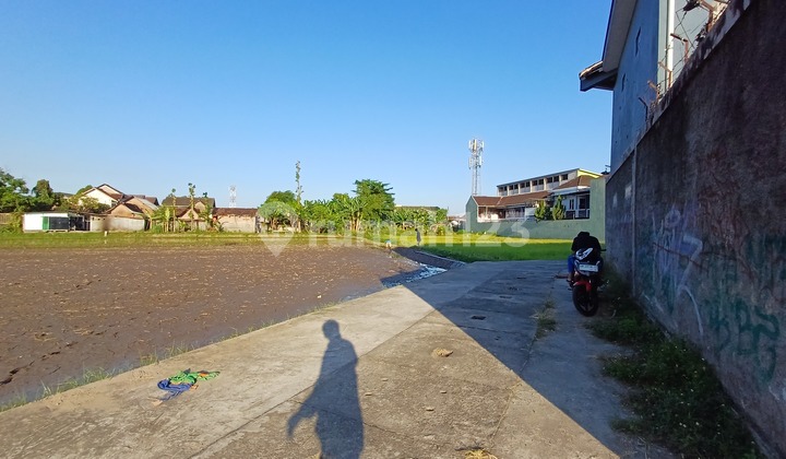 Investasi Tanah Jogja Tinggal 2 Kavling Selatan Ambarukmo Plaza