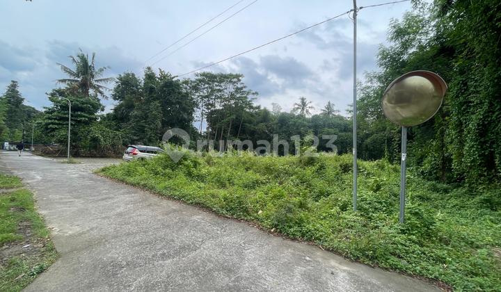 Jogja Land SHM 5 Minutes to Denggung Field Jogja Land SHM 5 Minutes to Denggung Field