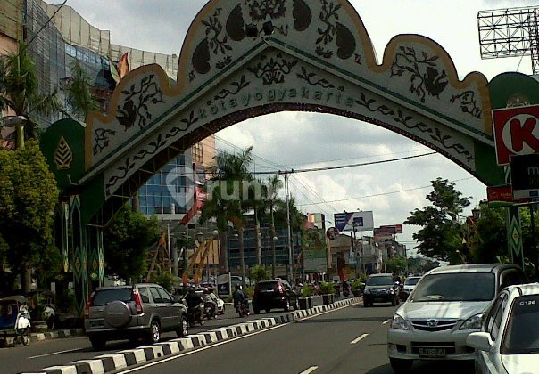 Investasi Tanah Jogja Tinggal 2 Kavling Selatan Ambarukmo Plaza Investasi Tanah Jogja Tinggal 2 Kavling Selatan Ambarukmo Plaza