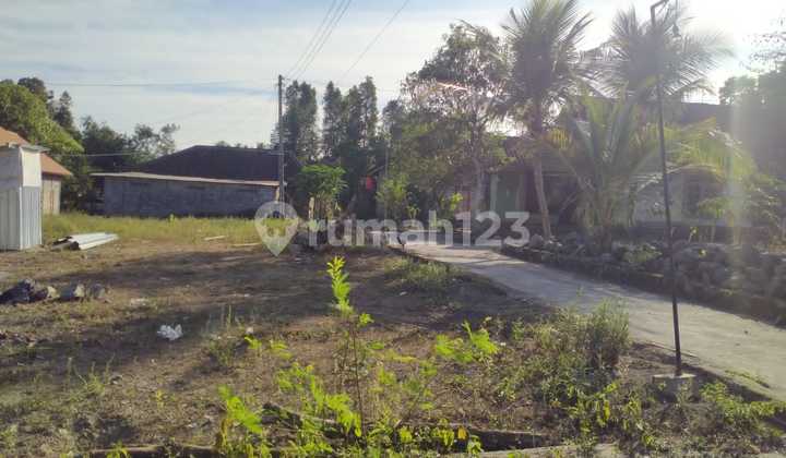 Strategic Yogyakarta Land Ready for Deed of Sale Near Ngemplak 1 Community Health Center