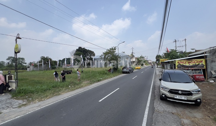 Land Area Palagan Adjacent to Main Road