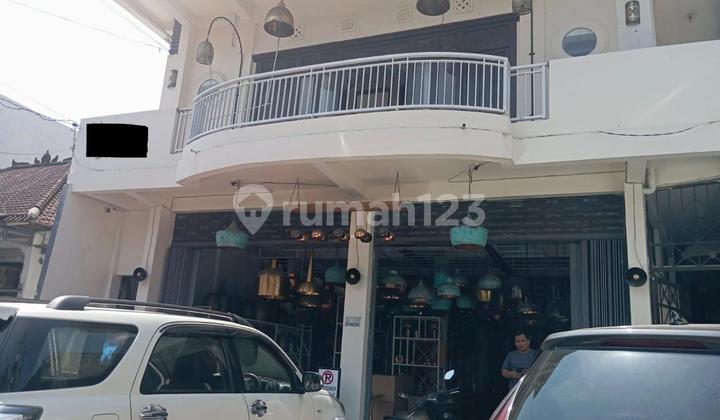 Onsale Ruko 3 Lantai Berlokasi di Jl. Gunung Tangkuban Perahu, Kerobokan Kelod, Kuta Utara, Badung.