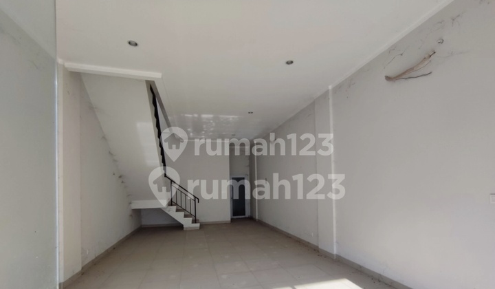 Sapphire 2-Storey Shophouse in Summarecon Karawang 2