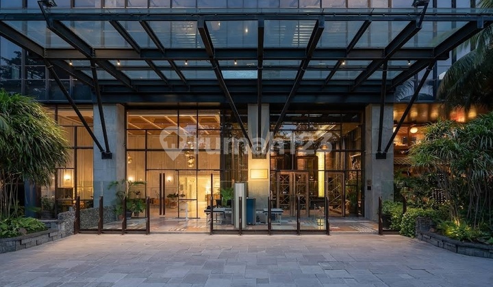 5-Star Hotel in Central Jakarta for Sale Below NJOP Price 5-Star Hotel in Central Jakarta for Sale Below NJOP Price