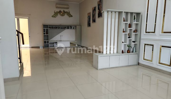 Rumah SHM 2 Lantai di Metland Puri 2