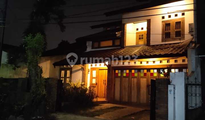2-Story House in Karang Tengah, West Jakarta Near Toll Access 2