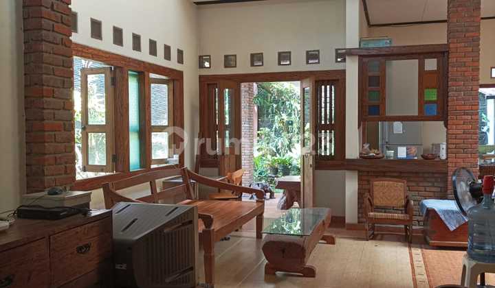 Rumah 2 Lantai di Karang Tengah Jakarta Barat Dekat Akses Tol