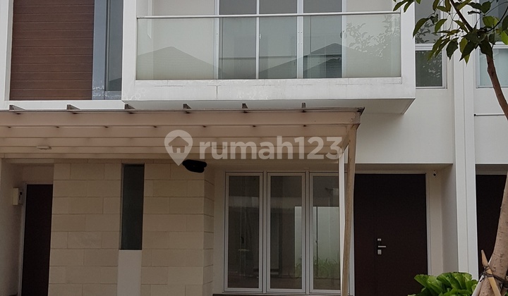 Murah! Rumah Riviera At Puri Sudah Renovasi Tipe 8X15, Siap Huni