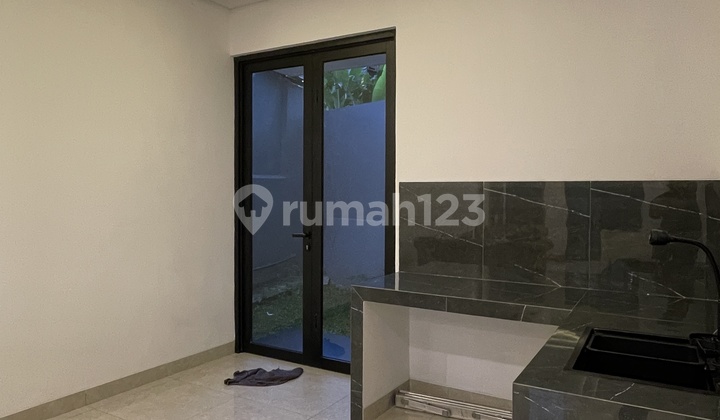 Rumah 2 Lantai Siap Huni Dekat Pintu Toll Limo Cinere Depok 2
