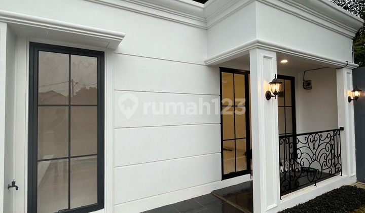 1 Lamtai Dekat Statasiun LRT Jatimulya Bekasi Timur