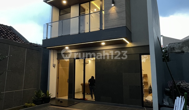 Sudah Siap Huni 2 Lantai Eksklusif Dekat Toll Sawangan