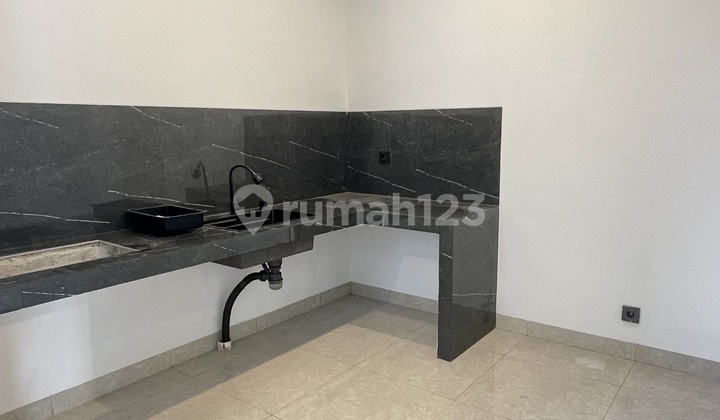 2 Lantai Siap Huni, Dekat Pintu Toll Limo 2