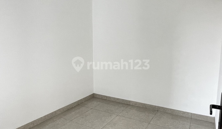 Rumah Siap Huni 2 Lantai di Cinere Selangkah ke Jakarta Selatan 2