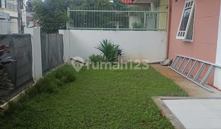 Strategic House in Nusa Loka, BSD City, Tangerang Banten 2