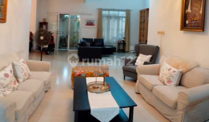 For Sale Fast Luxury & Strategic House in Vila Dago Pamulang, South Tangerang 2