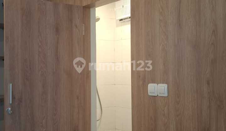 Disewakan Rumah 2 Lantai + Attic Room Brand New Furnish Baru di Myza Bsd 2