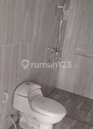 For Rent Nice 2-Story House in Griya Parahita BSD 2