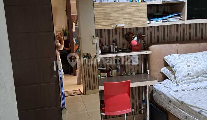 Jual Cepat Rumah 2 Lantai Semi Furnished di Bsd Delatinos 2