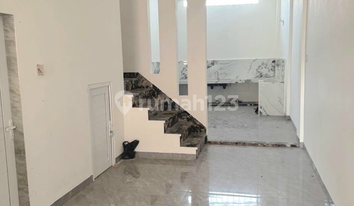 Nice House in Katamso Point Complex on Jl Brigjen Katamso 2