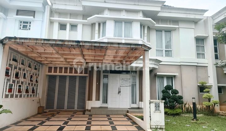Rumah 2 Lantai di Summarecon Bekasi Cluster Veronina