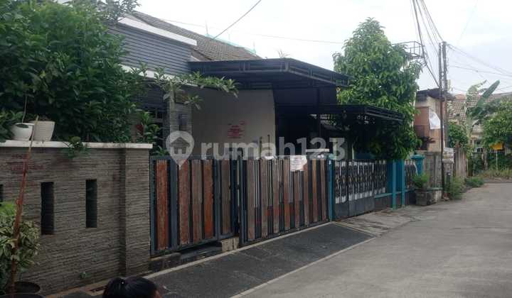 Ready-to-Occupy House for Sale Below Market Price 2