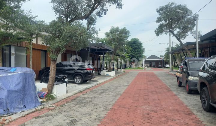 New House in the Housing Complex 2