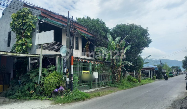 For Rent Strategic Shop House Former Café Near Pundong Market, Bantul 2